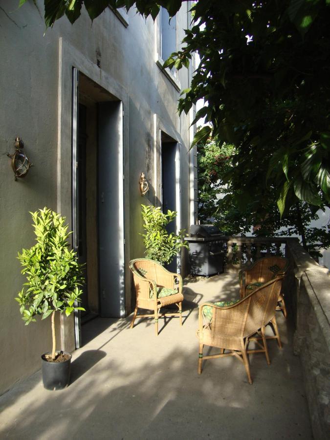 Les Remparts Bed and Breakfast Capestang Exterior foto