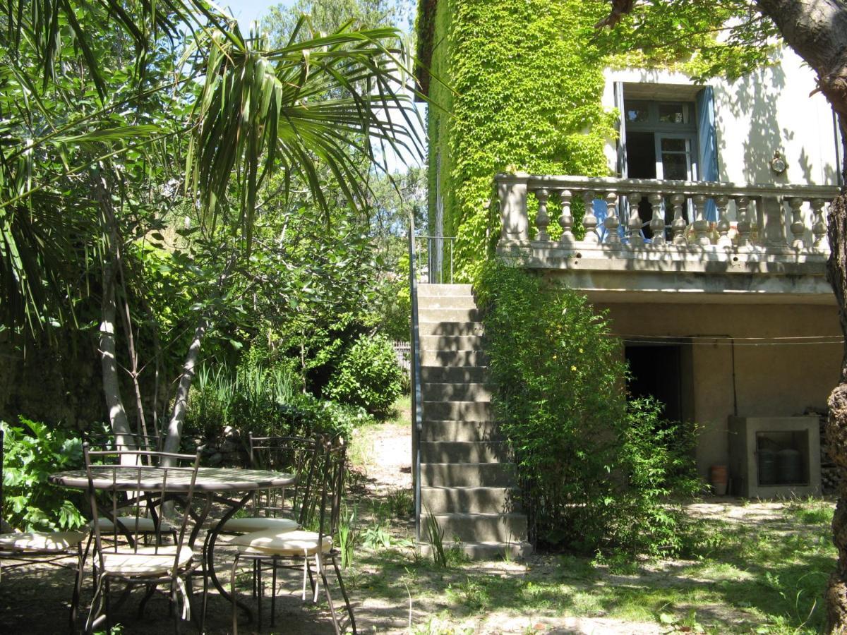 Les Remparts Bed and Breakfast Capestang Exterior foto