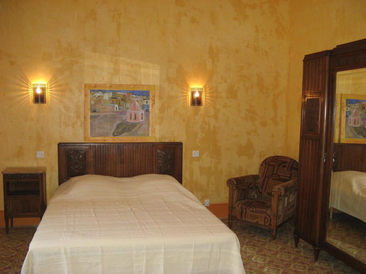 Les Remparts Bed and Breakfast Capestang Exterior foto
