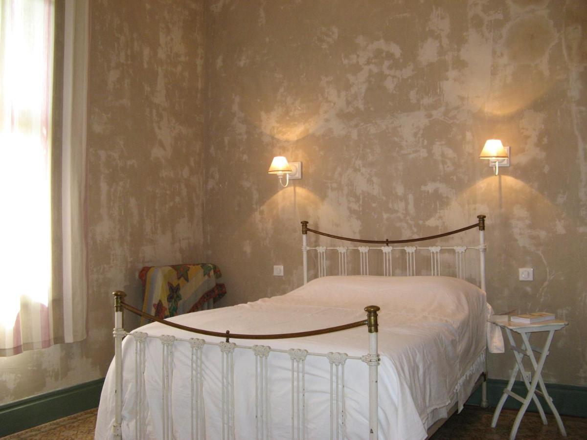 Les Remparts Bed and Breakfast Capestang Exterior foto